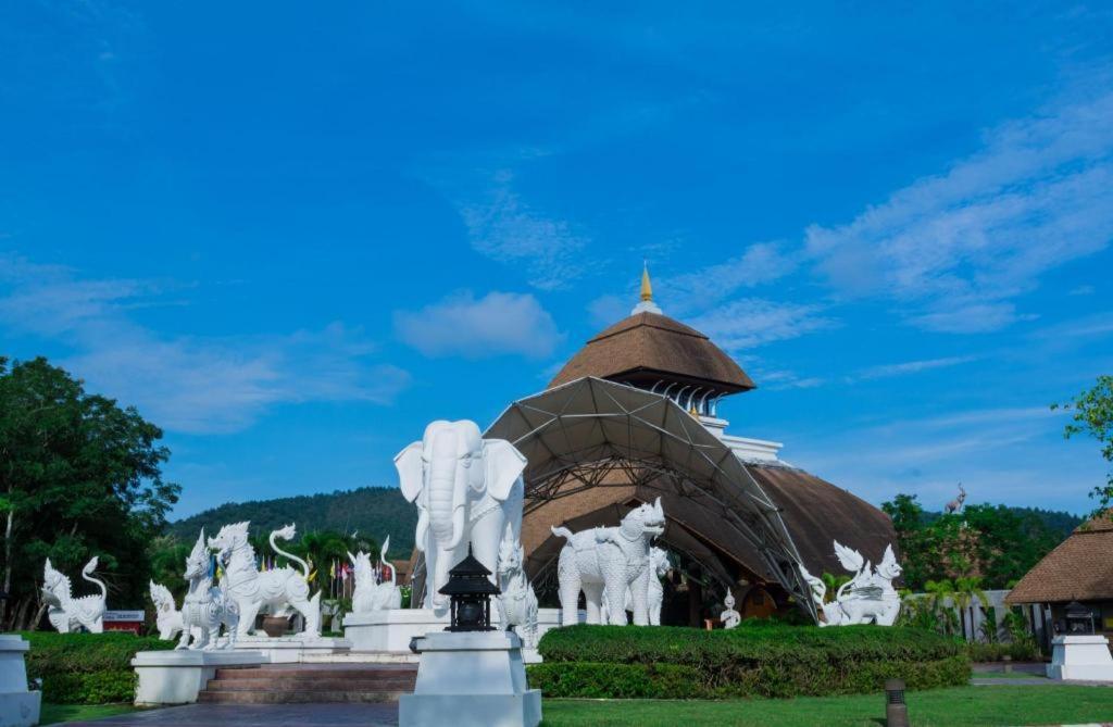 Oyo 909 Guiding Star Resort Čiang Mai Exteriér fotografie
